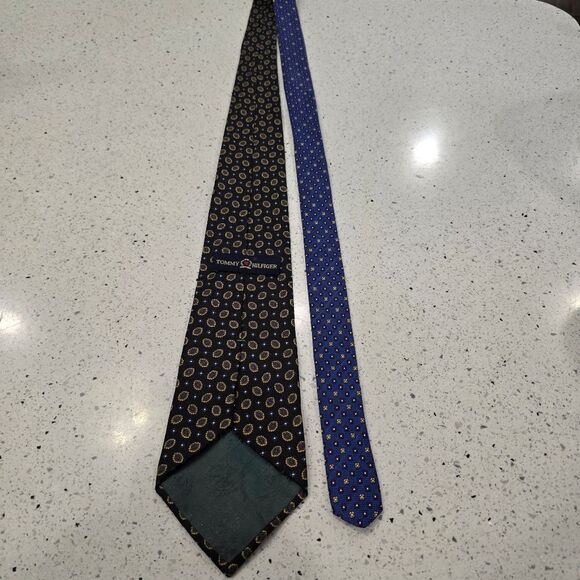 Vintage Tommy Hilfiger Preppy Silk Tie - Picture 3 of 10